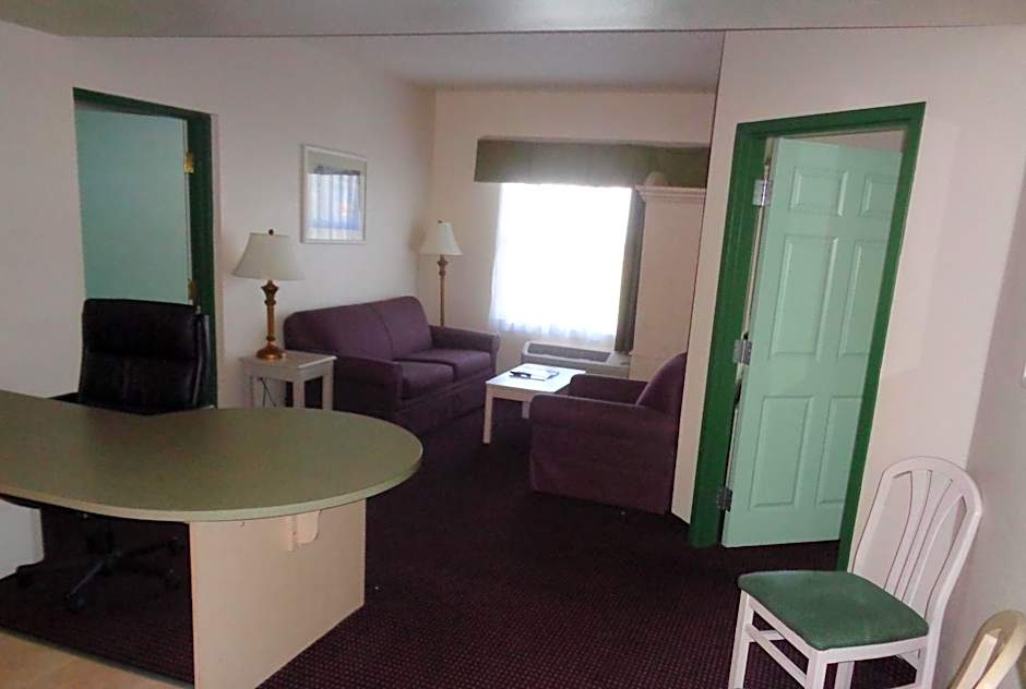 Allure Suites of Fort Myers