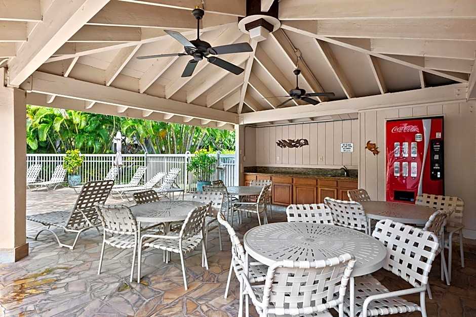 Central Kihei Gem! 3-Min Walk to the Beach & Shops