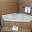 Days Inn & Suites by Wyndham Artesia
