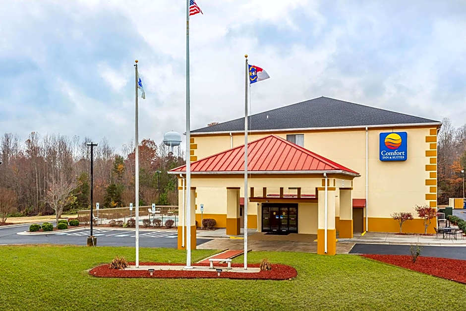 Comfort Inn and Suites Mocksville I 40