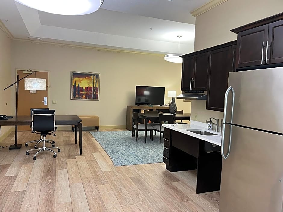 Hawthorn Extended Stay by Wyndham West Palm Beach