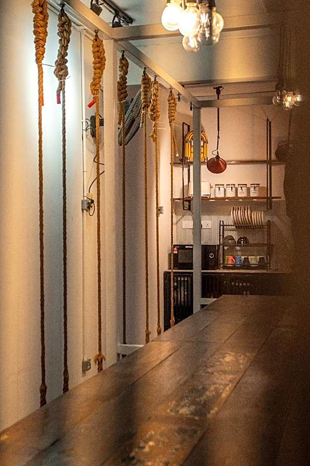 The Brownstone Hostel & Space