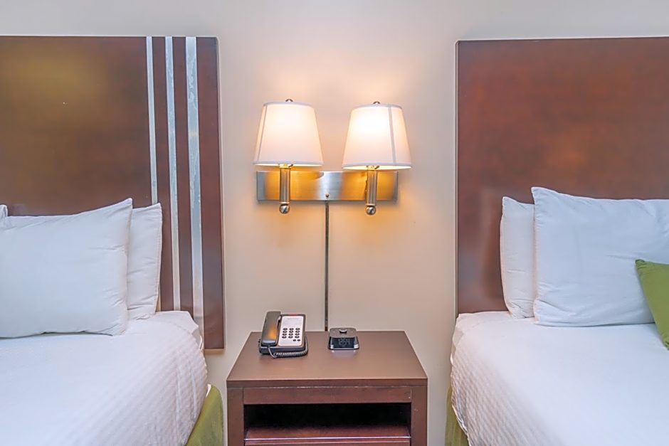 Ocean Pacific Lodge