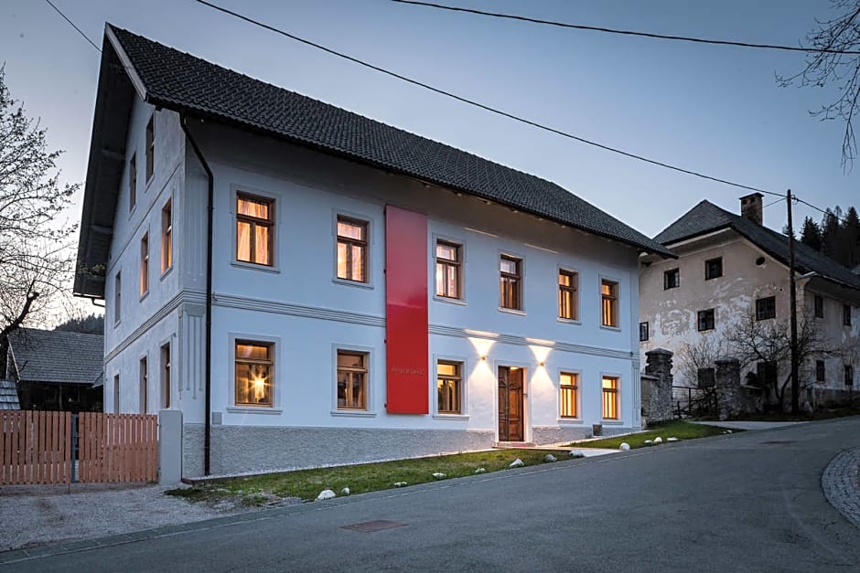 Design Rooms Pr' Gavedarjo