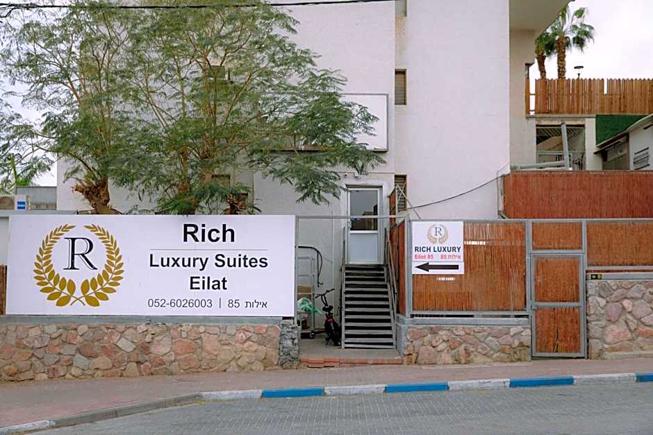 Rich Luxury Suites - Renovated