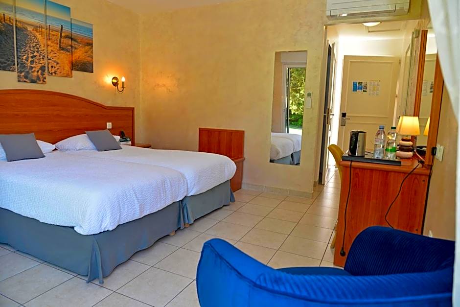 Logis Hostellerie Le Chatel Nangis