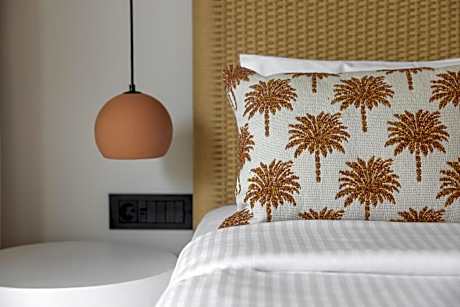 Premium Double Room with Sharing Pool and Sea View