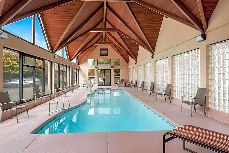 Best Western Town And Country Inn