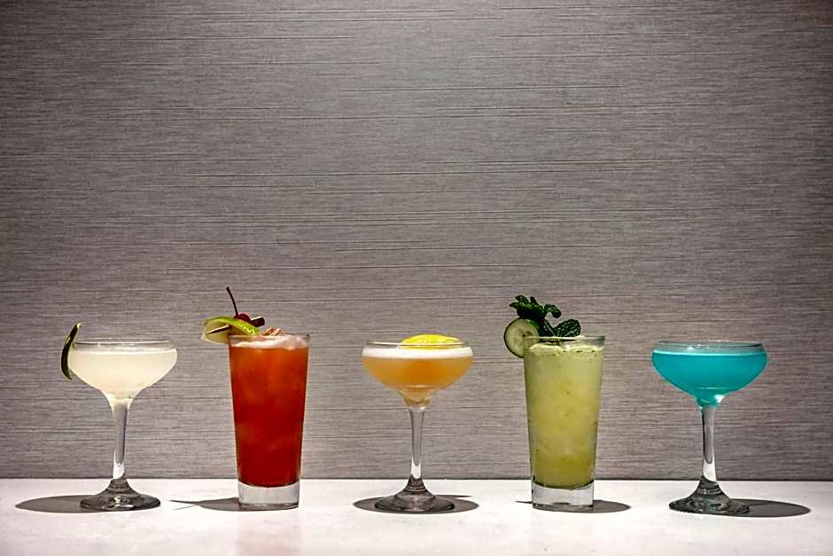 Cambria Hotel Calabasas - Malibu