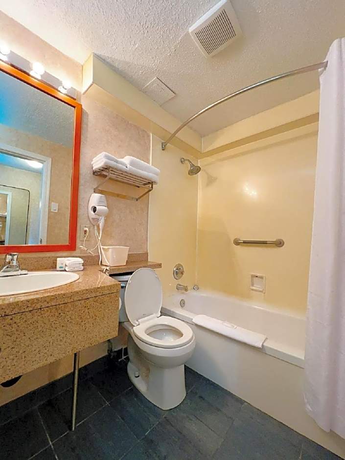 North Vancouver Hotel