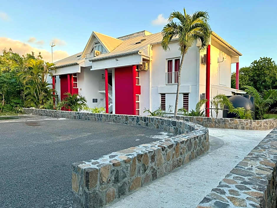 Résidence Le Vallon Guadeloupe Parc Piscine Appartements & Studios