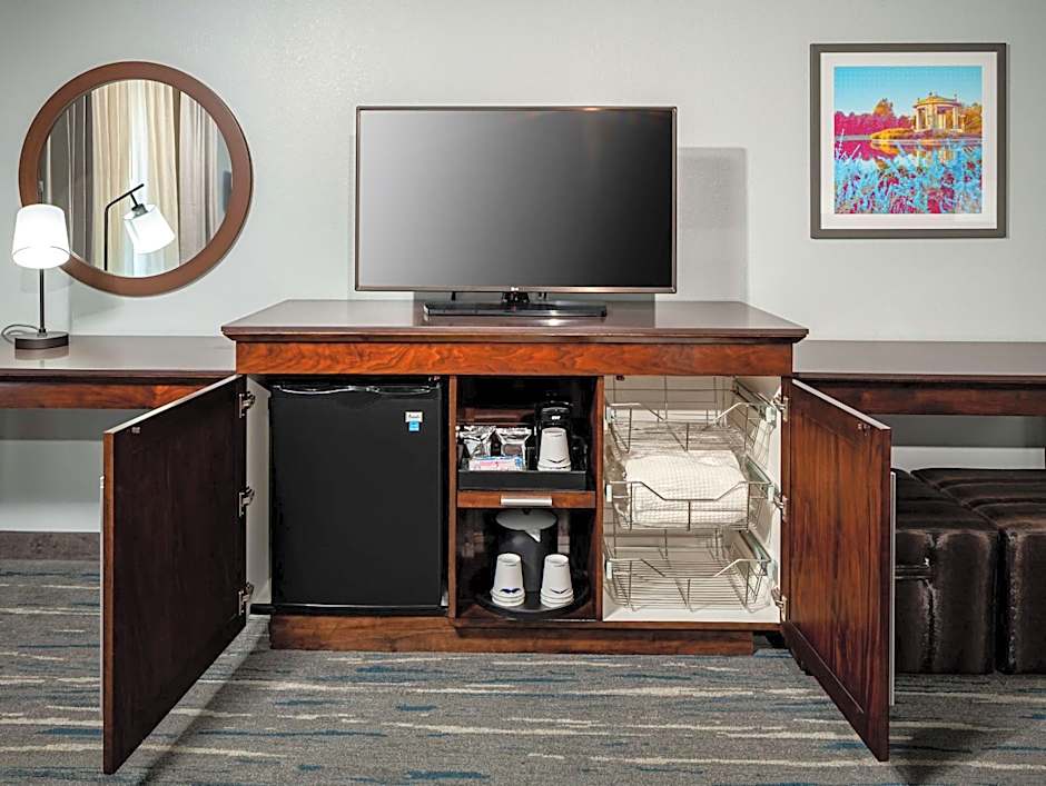 Hampton Inn By Hilton & Suites St. Louis At Forest Park, Mo