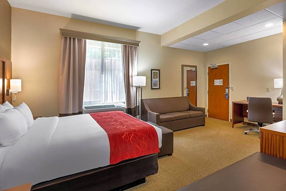 Comfort Suites Eugene