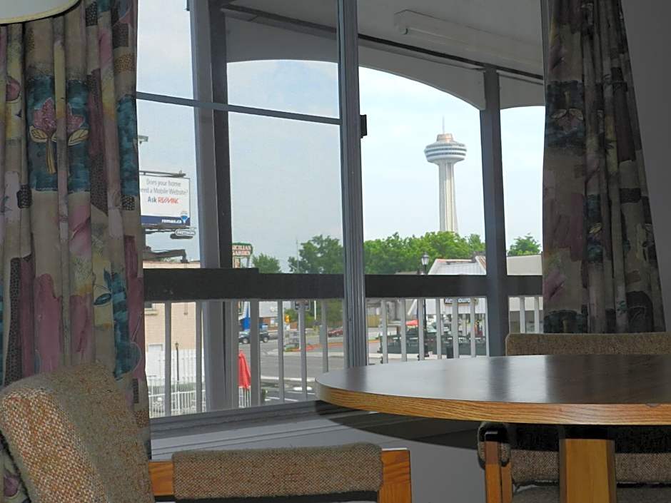 Kings Inn Near the Falls