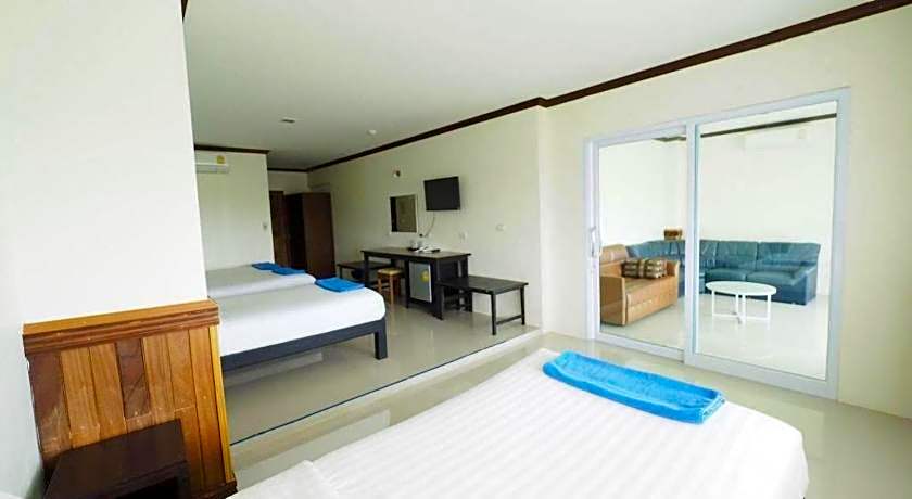 Sea Mountain Khanom Hotel