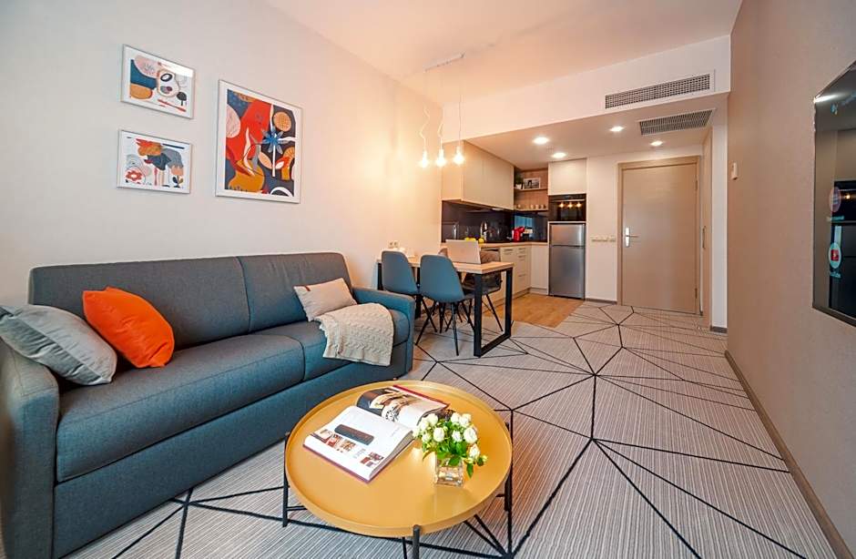 City Park Apart Hotel by CHM