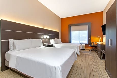 Room with Two Beds - Hearing Accessible - Non-Smoking