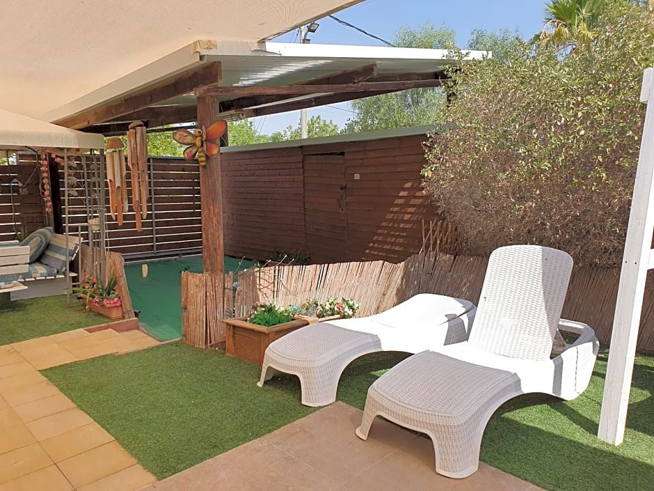 Zimmer Belev HaKikar- Dead sea