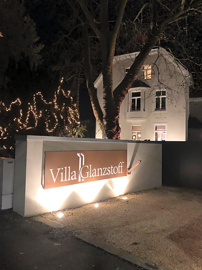 Villa Glanzstoff