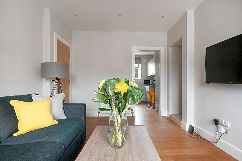 Dalkeith Three Bed Two Bath Apartment