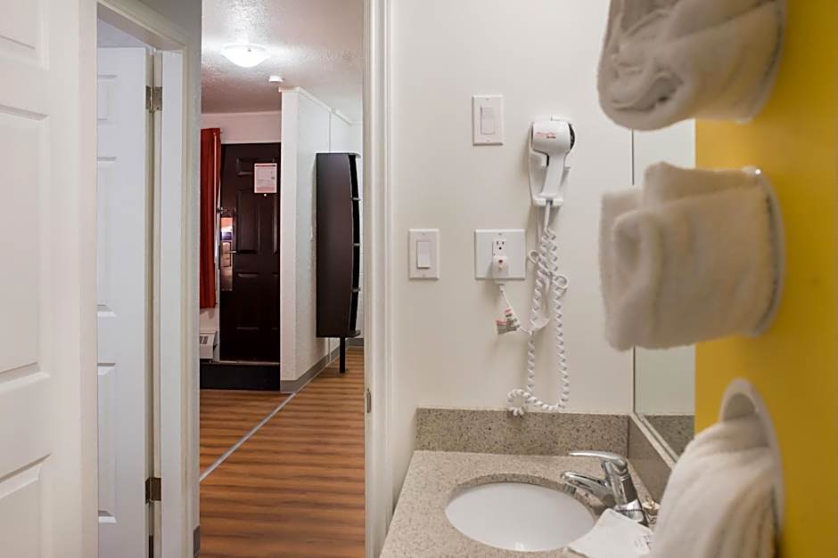 Motel 6-Fort St. John, BC