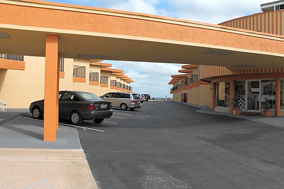 Grand Prix Motel Beach Front