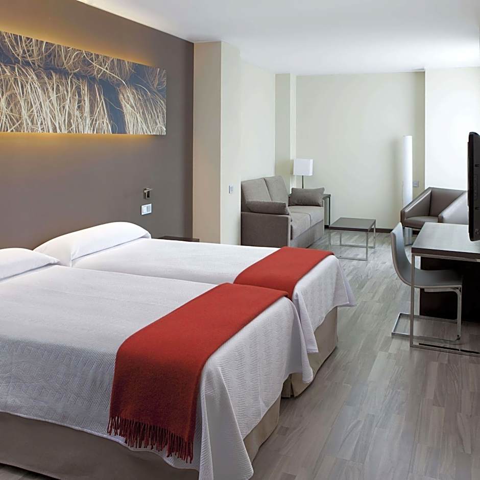 NH Barcelona Diagonal Center