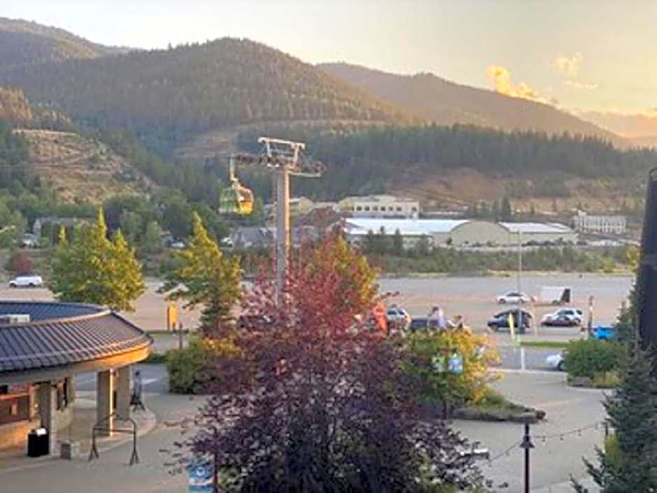 Morning Star Lodge - Hosted by Linda