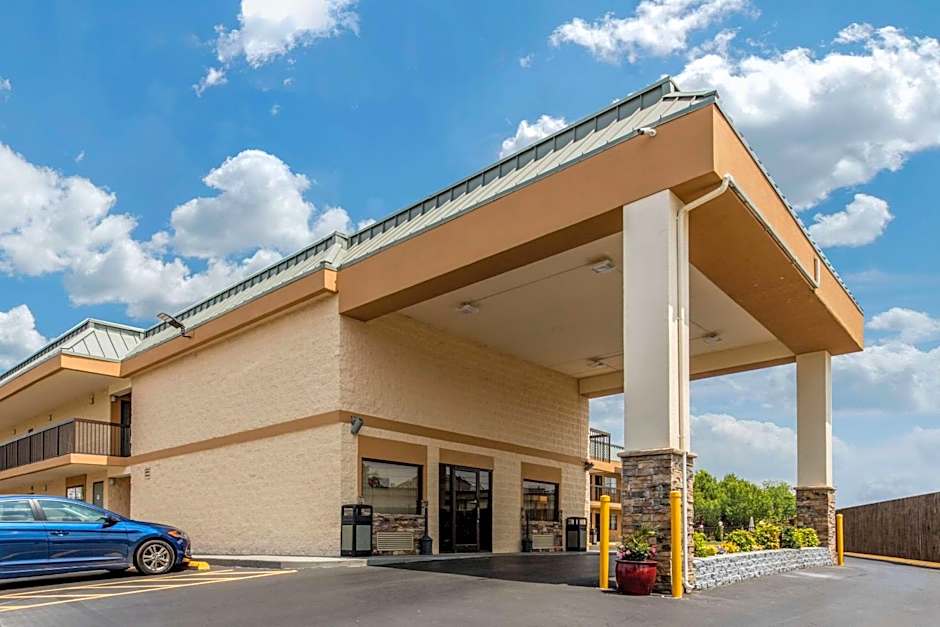 Photo 1 of 30 of Quality Inn Kingston Springs