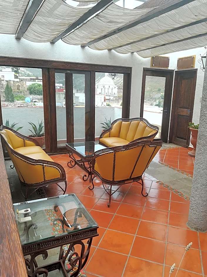 El Palacio Del Gambusino