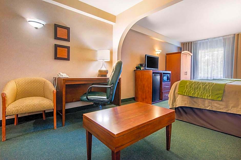 Comfort Inn And Suites