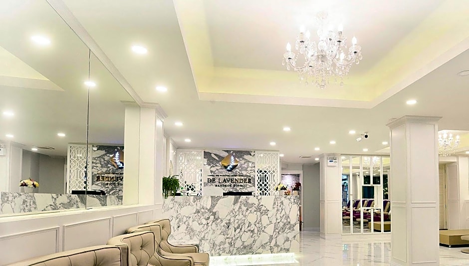 De Lavender Bangkok Hotel