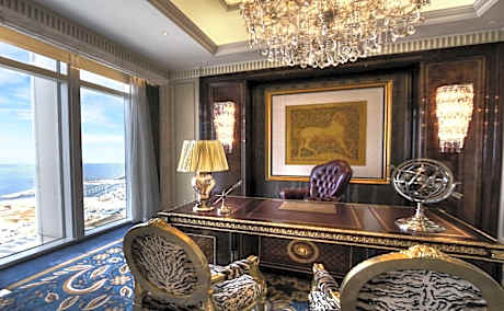 2 Kings Presidential Suite With Lounge Access