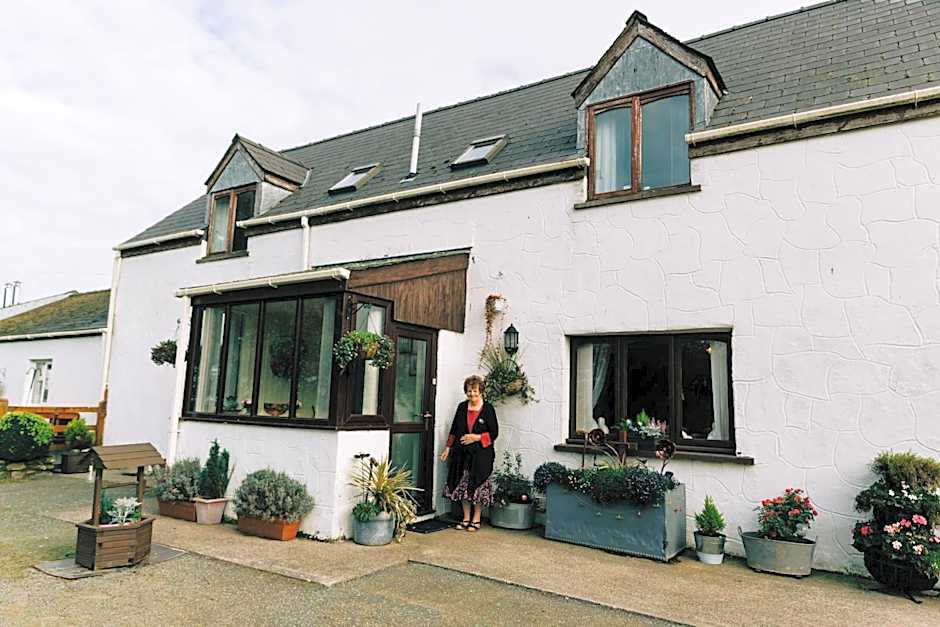 The Farmhouse Lochmeyler