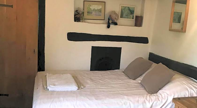 Bed and Breakfast Dunsfold