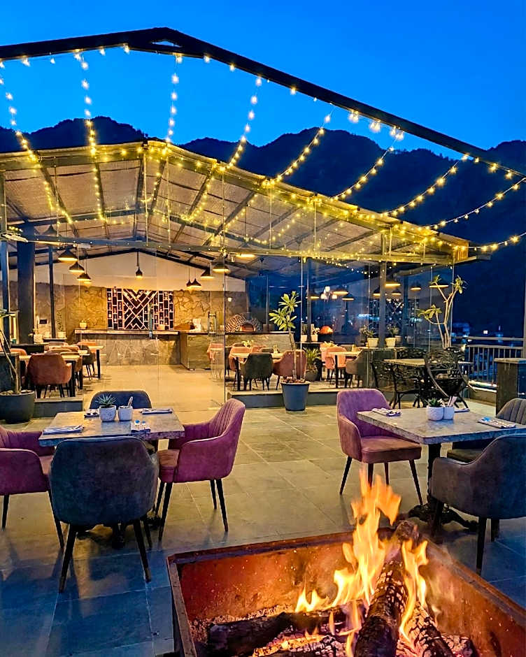 Hotel Chail Residency