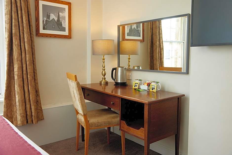 Lamb Hotel by Greene King Inns