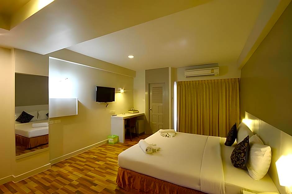 Eastiny Inn Hotel