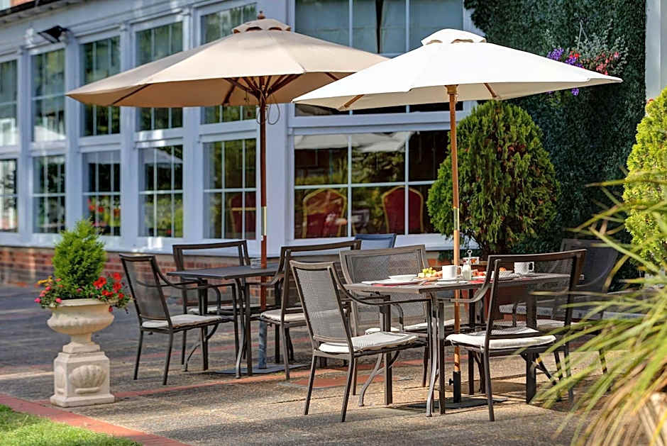 Best Western Homestead Court Hotel