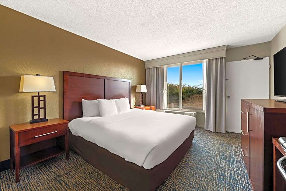 Comfort Inn On The Ocean