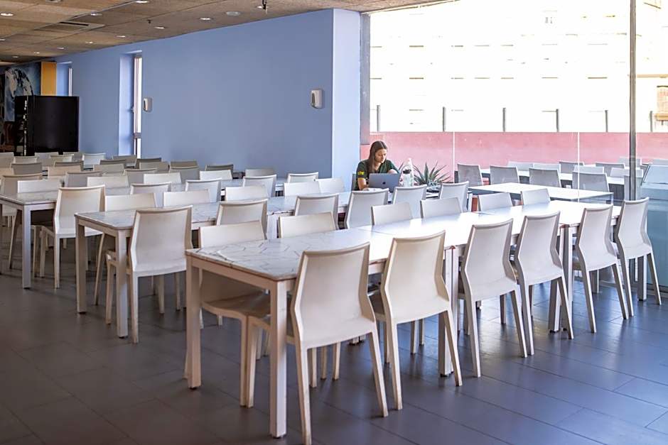 Barcelona Urbany Hostel