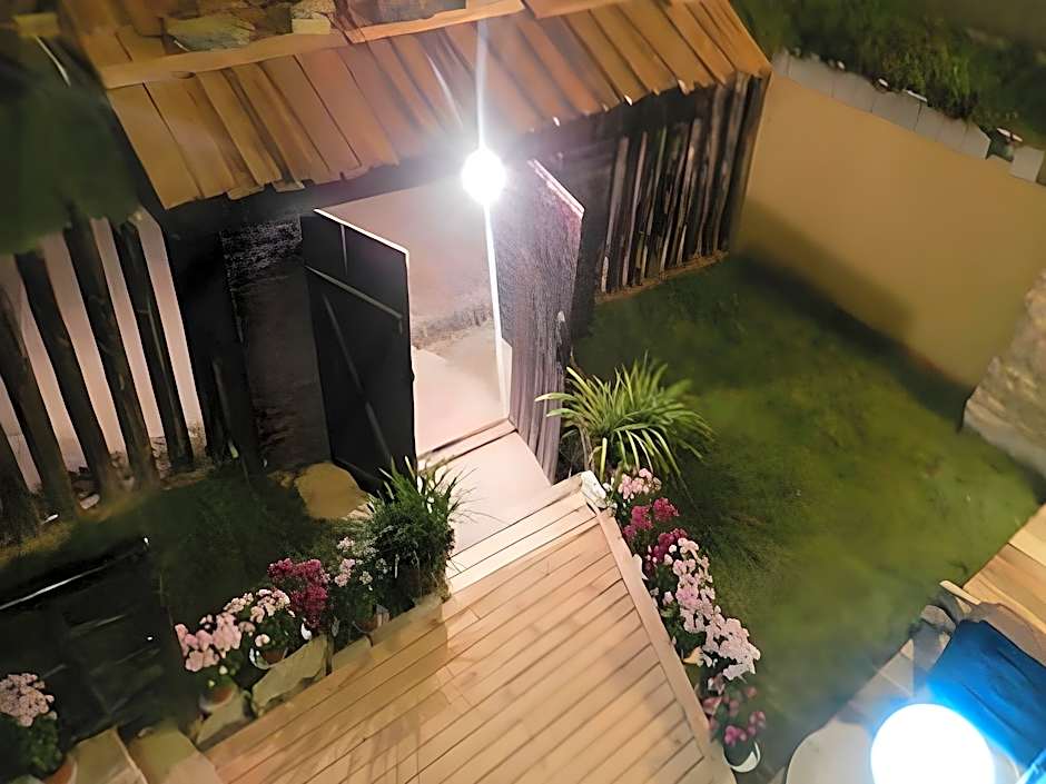 Shangri-La Timeless Inn