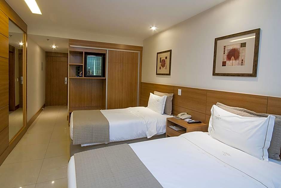 Américas Granada Hotel