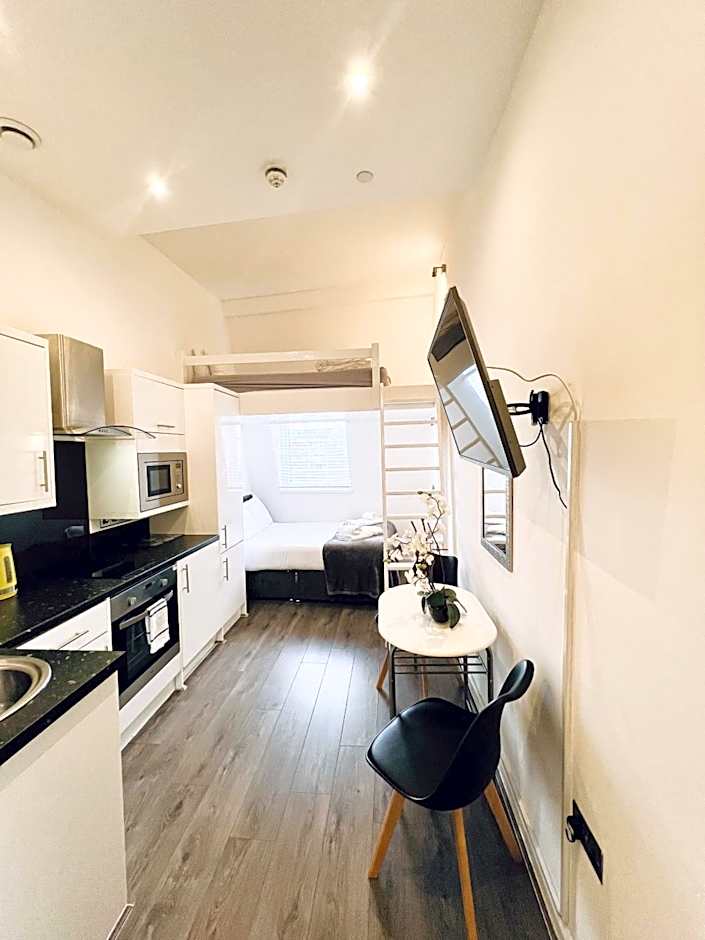 Fox House Studios, City centre Aparthotel