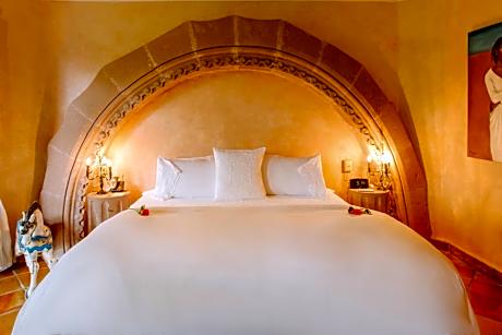 Junior Suite - Garden of Angels