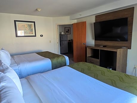 Efficiency Queen Suite with Two Queen Beds - Accessible/Non-Smoking