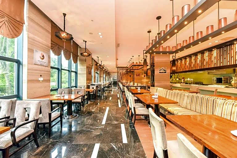 Howard Johnson Shipu Plaza Ningbo