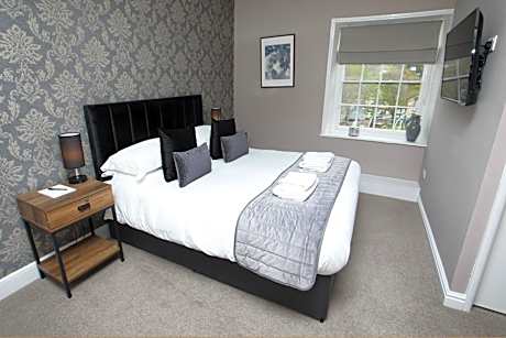 OYO Glyn Valley Hotel