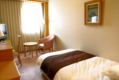 Single Room with Private Bathroom