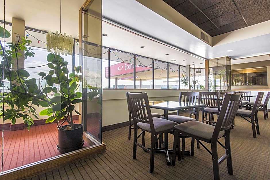 Econo Lodge Sudbury